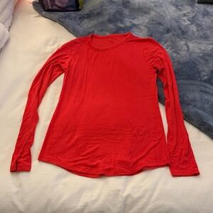 EUC Lululemon hold tight long sleeve - red